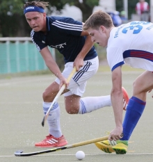 Tillmann Nagel (l.) steuerte wie schon in der Vorwoche bereits in der Anfangsphase der Partie seinen Treffer zum Erfolg des TSV Schott bei