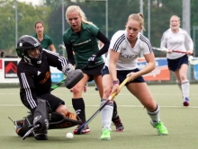 Luisa Poths (r.) ist eine von einer Handvoll Spielerinnen, die schon beim jüngsten Heimspiel gegen den TuS Obermenzing vor vier Jahren an Bord waren.