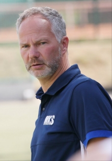 Von Kindheit an kennt Martin Knußmann-Siemon den Hockeysport beim TSV Schott. Der hauptamtliche Trainer kann seinem Beruf in Mainz allerdings nur noch bis Ende Juni nachgehen.