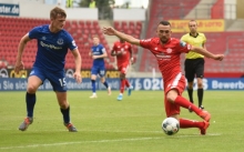 Spielt in der neuen Saison in Deventer: Erkan Eyibil (r.).