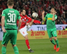 Um gegen Borussia Mönchengladbach das erste Erfolgserlebnis dieser Bundesligasaison zu haben, werden sich die 05er (hier Levin Öztunali) strecken müssen. Das immerhin haben die Profis in ihrem offenen Brief versprochen.