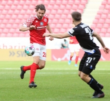 Auch in der nächsten Saison im 05-Trikot: Ádám Szalai.