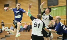 Finnian Lutzes Sprungkraft ist allemal drittligatauglich, wie die Hochdorfer in der Waldsporthalle erleben durften.