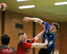 Als Lukas Nagel im Heimspiel gegen die Sauerland Wölfe mitwirkte, war das eine Rückkehr nach einer kurzen Schaffenspause. Inzwischen ist der Rückraumschütze allerdings wieder voll im Trainingsbetrieb dabei.