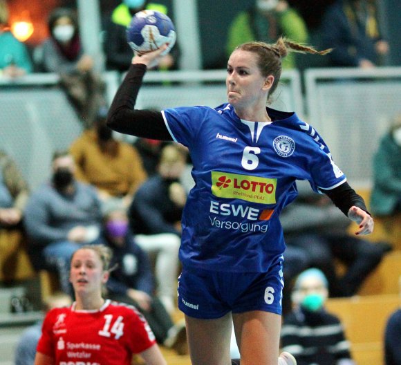 Für Vanessa Weber wird die Aufstiegsrunde mit der SG Bretzenheim auch zu einer Abschiedstournee. Etwas unvermittelt hat die Rückraumschützin nun ihren Ausstieg vom Handball nach der Saison erklärt.