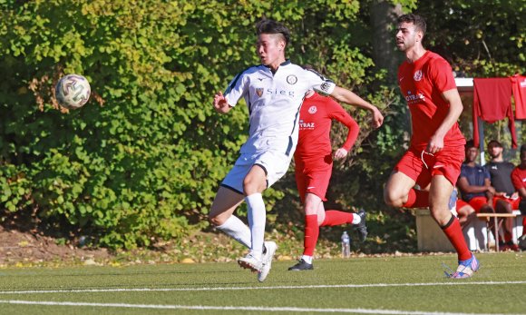 Der Siegtorschütze: In der vierten Minute der Nachspielzeit schlenzte Iori Okamoto den Ball zum 3:2 in den Winkel.