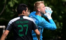 VfR-Torwart Sebastian Neef verhinderte vor der Pause einen höheren Rückstand.