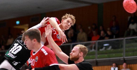 Niklas Glindemann füllt derzeit die Rolle als Rückraumschütze am erfolgreichsten aus.