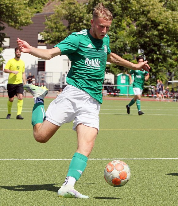 Levin Przybysz erzielte das Niersteiner 3:0 gegen Fortuna Mombach.