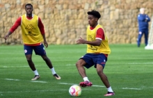 Zwei mit vornehmlich defensiven Aufgaben: Leandro Barreiro (r.) und Edimilson Fernandes.