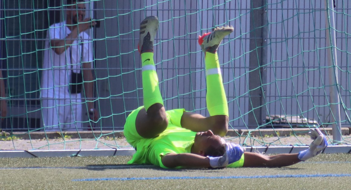 Schon wieder hingefallen: Die TSG Bretzenheim 46 II (im Bild: Torwart Immanuel van der Velden) haben im Aufstiegskampf innerhalb von drei Tagen zwei 1:3-Niederlagen kassiert.