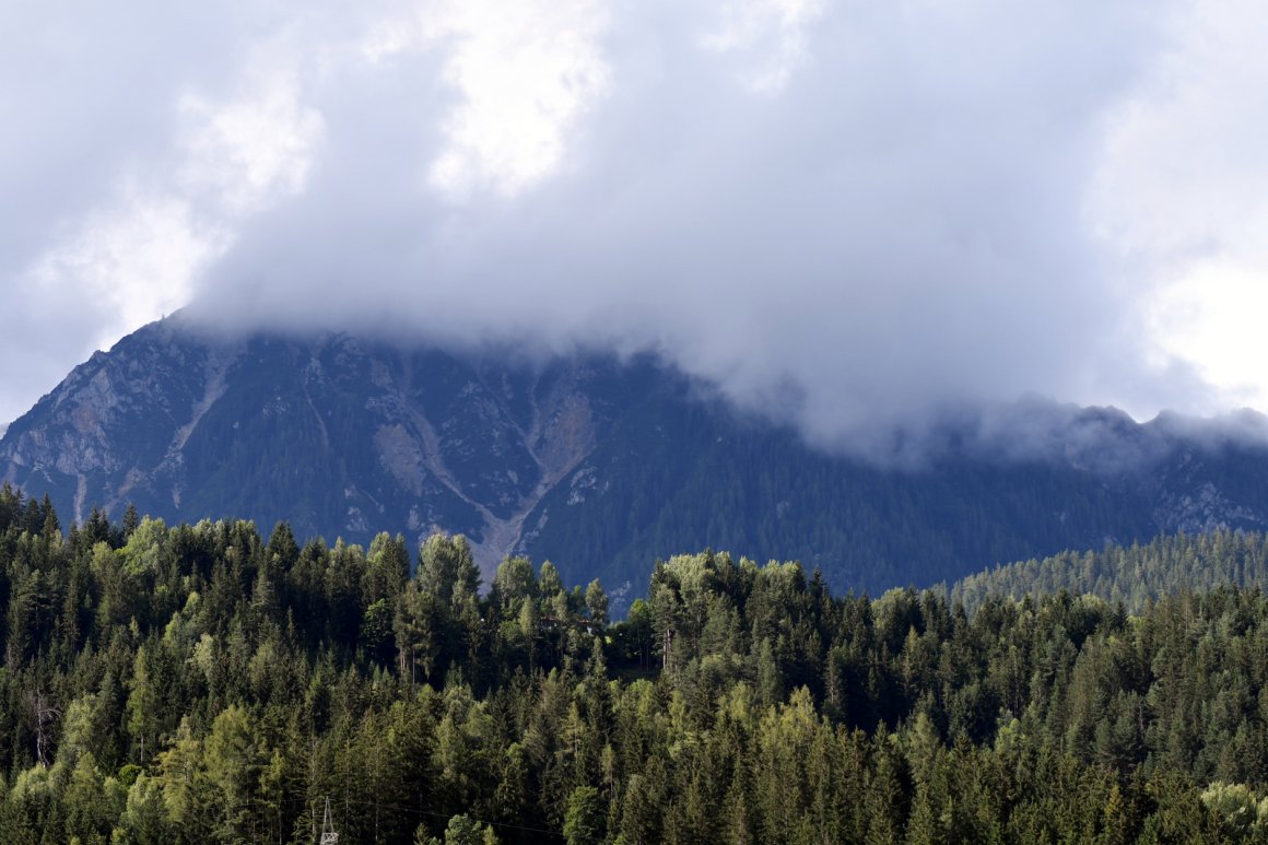 ...allenfalls wegen der tiefhängenden Wolken drein.