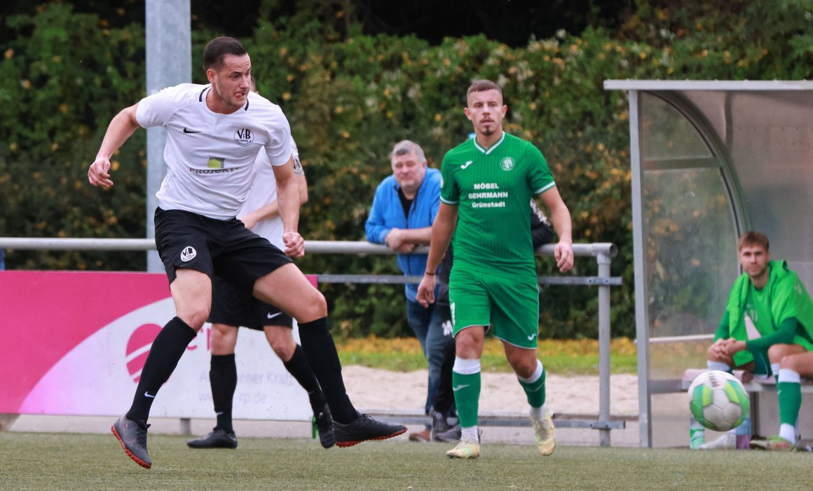 Die Bilanz gegen den VfR Grünstadt war in der vorigen Saison mit dem 4:3-Heimsieg und einem 1:1  in der Pfalz für Jared Lidy und den VfB Bodenheim positiv. Beim Wiedersehen wird der Gegner deutlich stärker aufgestellt sein.