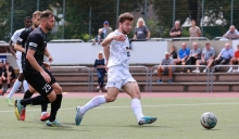 Sein erstes Pflichtspieltor für den SV Gonsenheim erzielte Maurice Neukirch mit einem Beinschuss zum 2:0. 