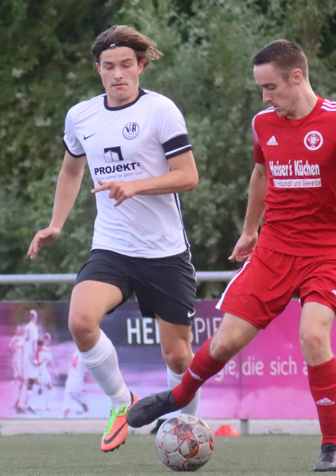 Leo Ferber (l.) wird dem VfB Bodenheim studienbedingt ab sofort nicht mehr zur Verfügung stehen.