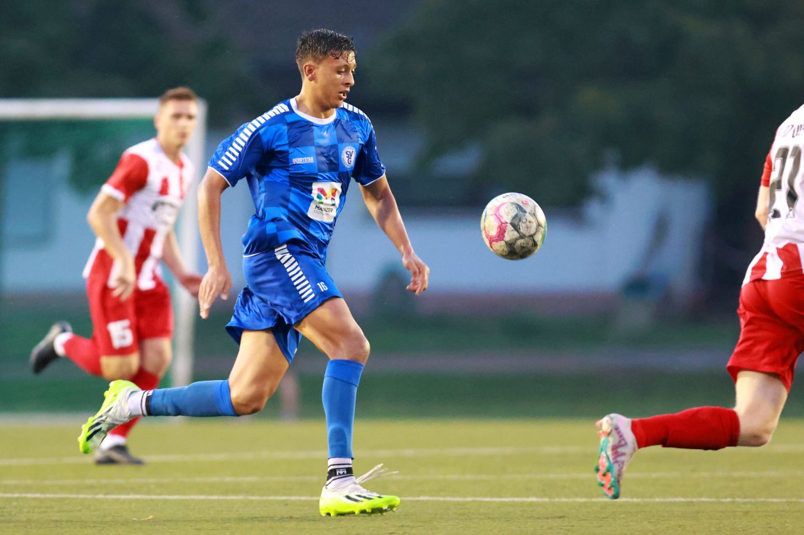 Abdellatif El Mahaoui führt mit elf Treffern die Torjägerliste der Oberliga an.