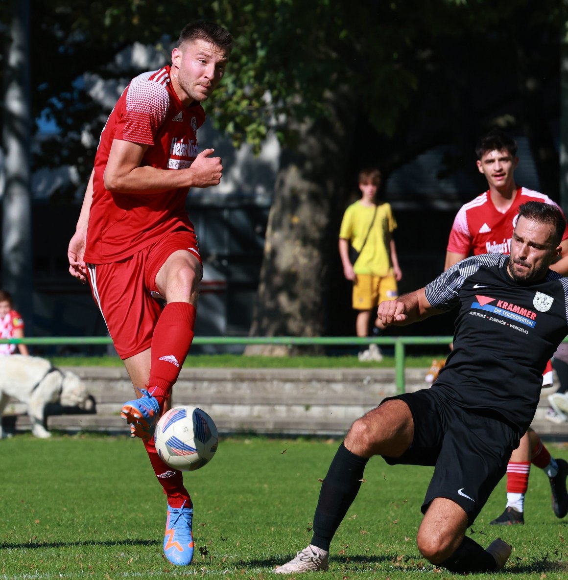 Die Aufholjagd der SVW Mainz begann mit einem Treffer von André Röll, auch am zweiten war er beteiligt, den dritten gab es nicht.