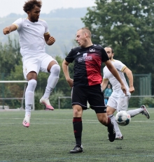 Silas Große Böckmann (r.) war mit seinen vier Toren des Mann des Spieltags.