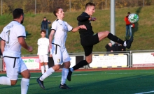 Heimspielgefühle - auch, wenn der Auftakt zur Serie Partien als Gastgeber auf dem Trainingsgelände in Ebersheim angesetzt war, ging das für Moritz Freisler durch.