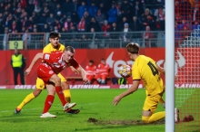 Philipp Schulz, Schütze des 2:2 gegen den FC Barcelona, trifft im Achtelfinale der Youth League mit der Mainzer U19 auf Manchester City.