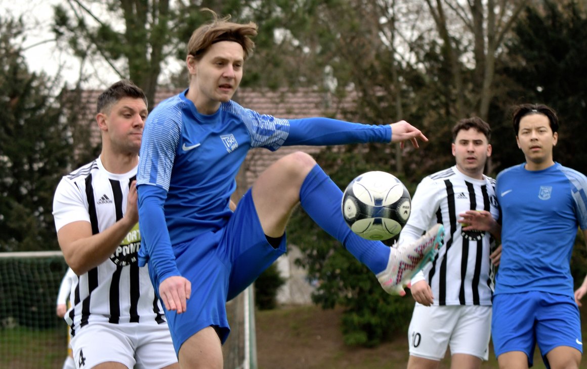 Seinen fünf Treffern in Schwabsburg ließ Sascha Schäfer gegen die TSG Heidesheim vier weitere folgen...