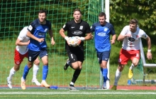 Nach guten Trainingsleistungen kehrt Tim Hansen am Samstag ins Tor des TSV Schott zurück.