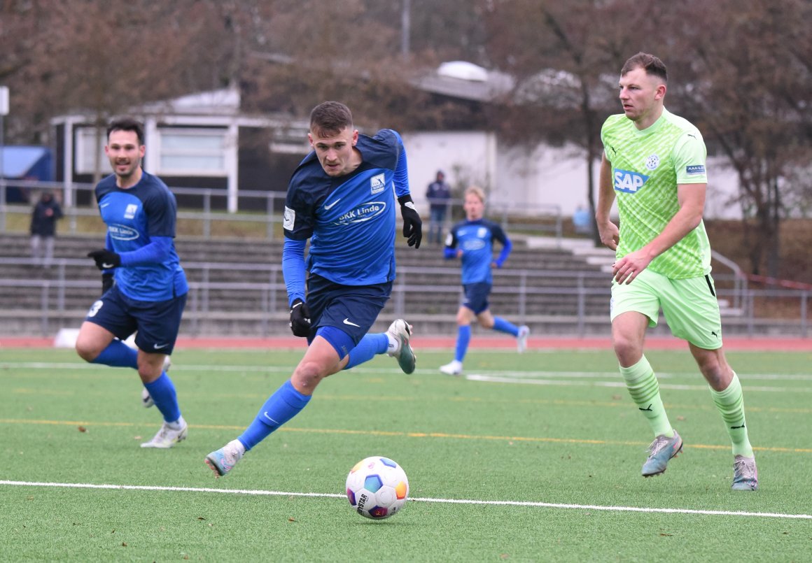 „Die Leichtigkeit ist wieder da“, kommentiert Schott-Stürmer Lennart Thum die erfolgreichen Wochen seines Teams.