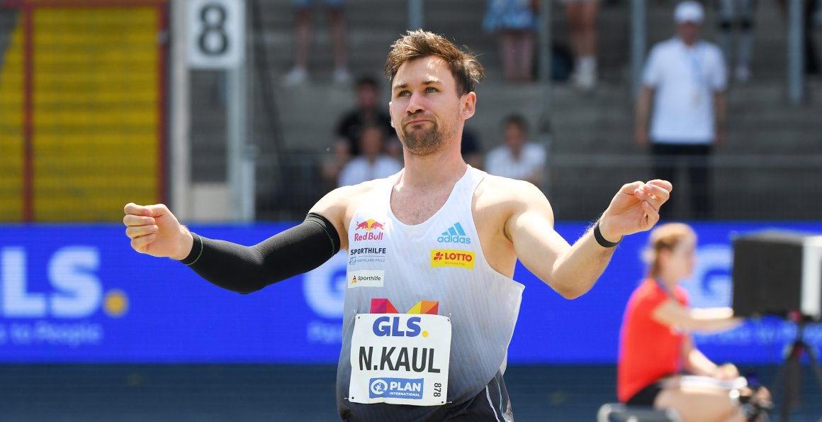 Niklas Kauls erster Versuch misslang, danach warf er den Speer 75,60 Meter weit.