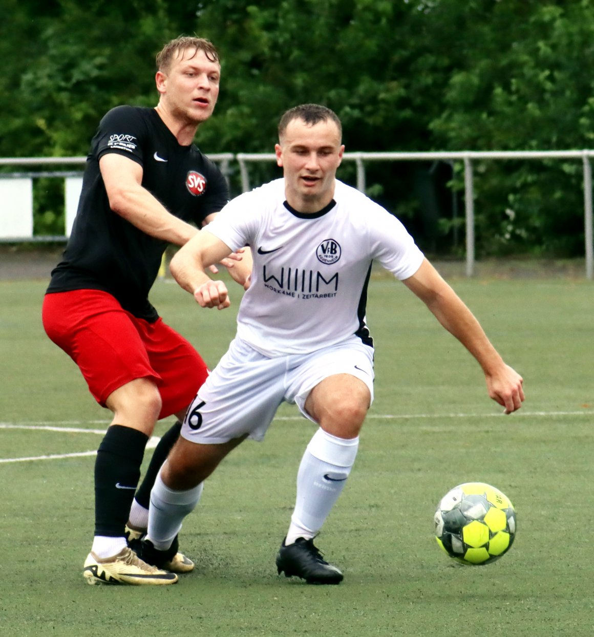 Nils Schäfer lief in Steinbach in den Strafraum durch und köpfte eine Hereingabe von Norman Loos zum Ausgleich ein. Der Beginn der großen Wende im zweiten Auswärtsspiel von Aufsteiger VfB Bodenheim.