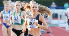 Nach Hürdensprint, 200 Metern und Speerwurf gingen auch die 800 Meter an Emma Kaul, die neue Deutsche Meisterin im Siebenkampf der U20.