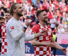 Hatten auch in Stuttgart Grund zur Freude: Robin Zentner und Silvan Widmer.