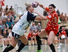 Im Rückraum ist die 19-jährige Österreicherin Juliane Specht einer der Neuzugänge der 05-Handballerinnen und erzielte im Pokalspiel ihr erstes Pflichtspieltor.