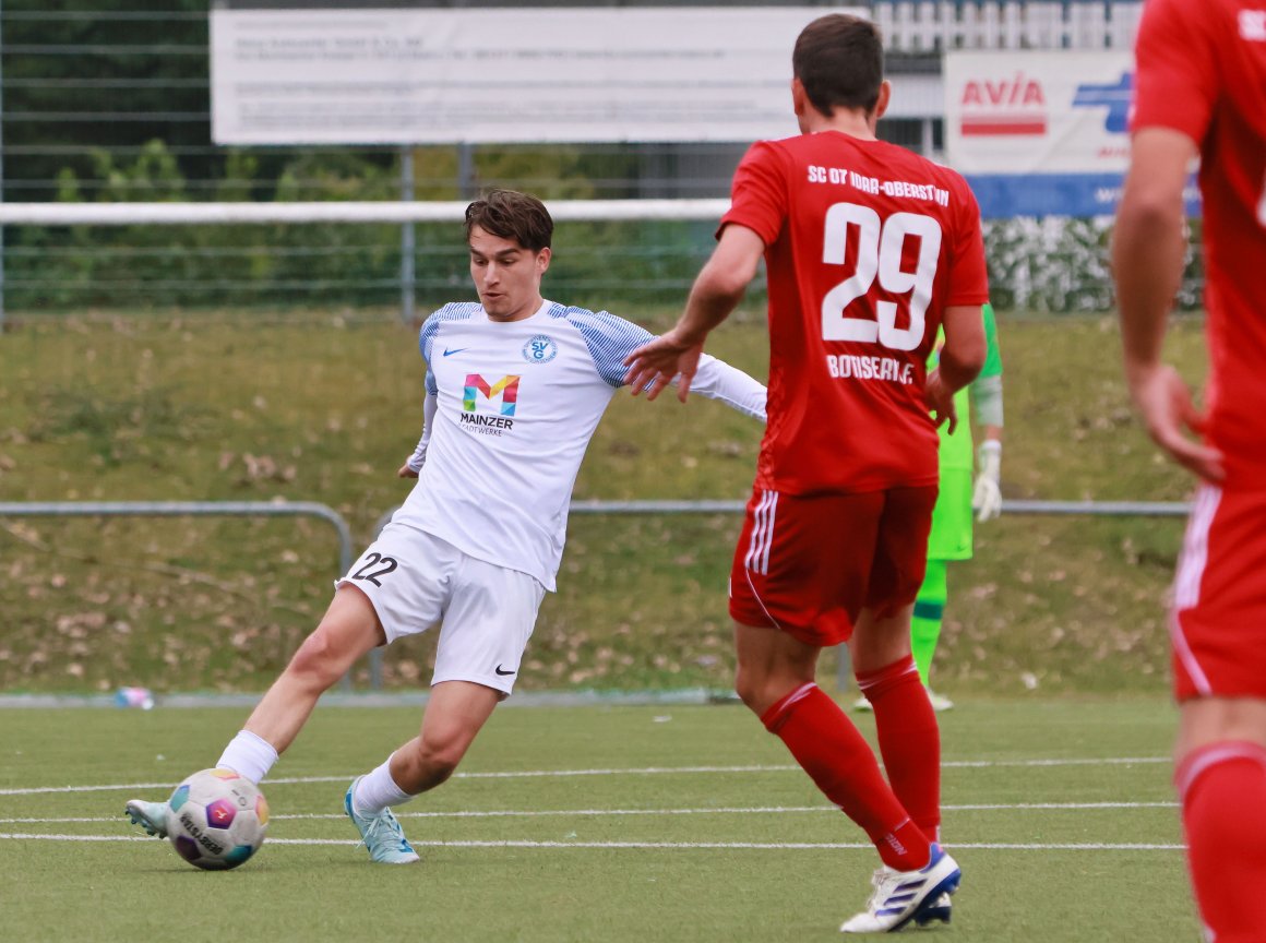 Tibor Engler und der SV Gonsenheim ließen sich in Idar-Oberstein zwar nicht hängen, bekamen aber kein Bein auf den Boden.