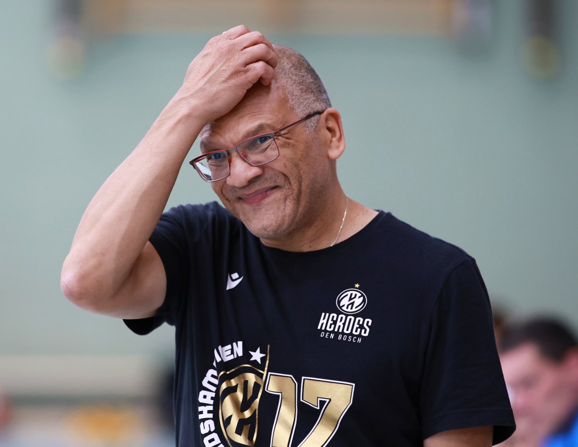 Wenn möglich, wäre es zum Haareraufen gewesen: „Wir sind ganz offensichtlich unter unseren Möglichkeiten geblieben“, sagte ASC-Coach Conrad Jackson nach dem Pokal-Aus in Stuttgart.