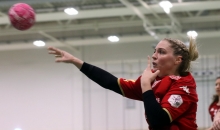 Einer der wenigen erfreulichen Aspekte der Niederlage der 05-Handballerinnen in Regensburg: Christin Kühlborn war erstmals in der Saison dabei und durfte als Siebenmeterschützin ihre ersten Saisontore sammeln.