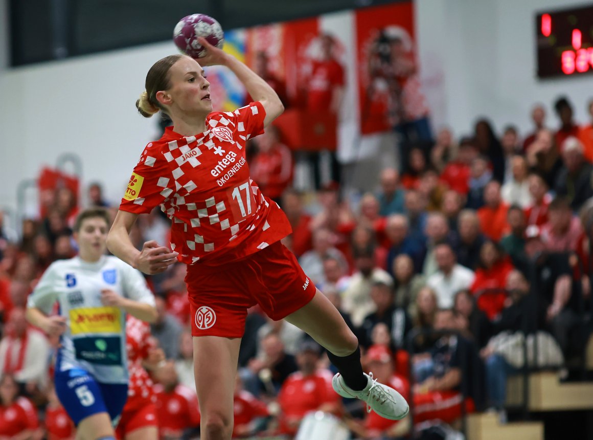 Neues Gesicht im 05-Trikot rechtzeitig zum Mainzer Derby: Jule Polsz soll die rechte Seite des 05-Angriffs stärken und entschied mit ihren acht Toren das Spiel.