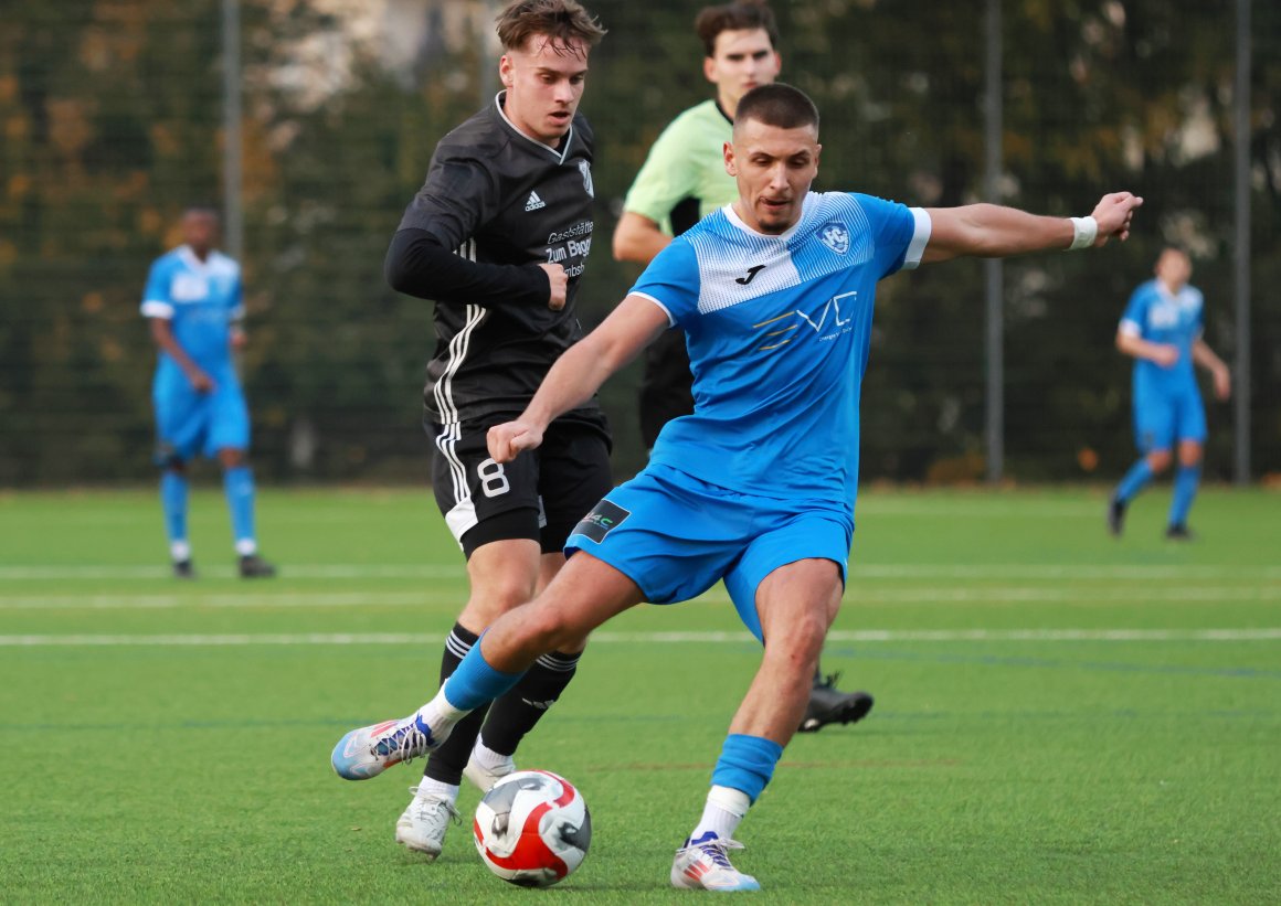 Patrik Pavlicic ist auf der Zehnerposition bei den Mombachern als Zuspieler wie Schütze gefragt, immerhin fünf Mal traf er in dieser Saison bereits für die Fortuna.