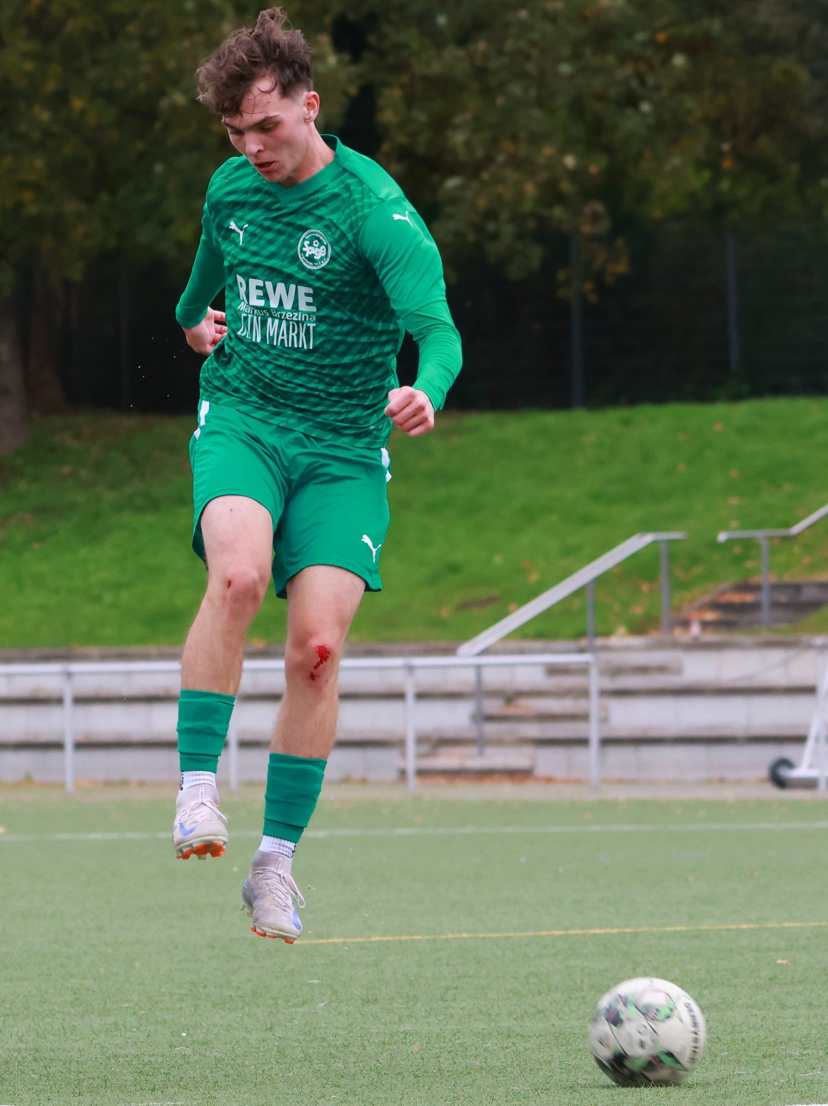 Einen wahren Höhenflug erlebte Leon Reitemeyer gegen den TSV Billigheim-Ingenheim mit gleich vier Treffern. Einer mehr, als ihm in der gesamten vorigen Saison gelungen war.