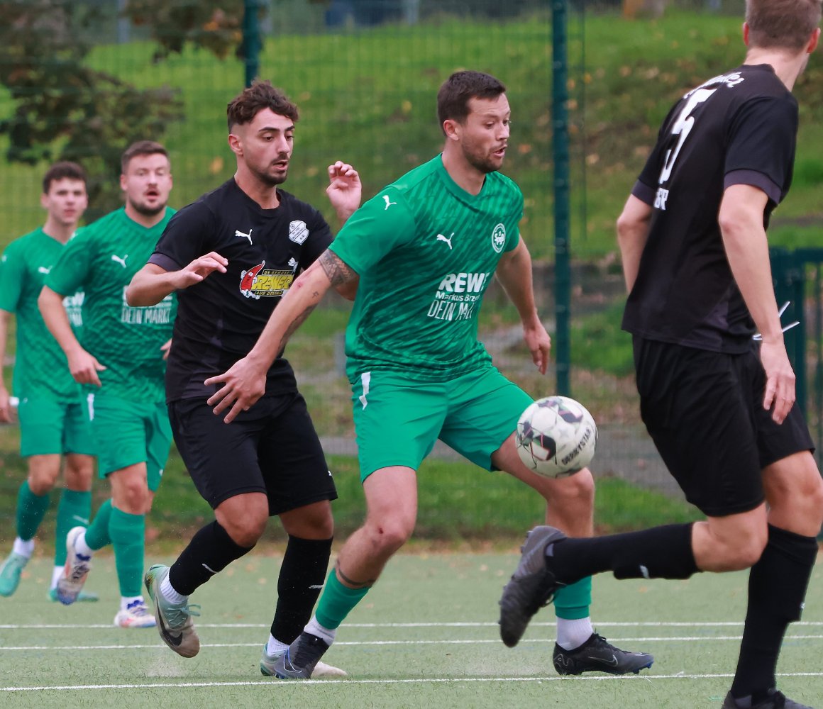 Jonas Becker war in Worms ganz unvermittelt kurz vor der Halbzeitpause gefordert, weil Sandro Zey nach einer Kollision angeschlagen vom Feld musste.