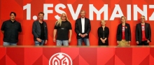 Unter anderem auf (v.l.) Christian Viering, Carsten Kühl, Sven Hieronymus und Frank Finkler (r.) muss Aufsichtsratschef Volker Baas künftig verzichten. Eva-Maria Federhenn (3.v.r.) und Cäcilia Alsfasser dürfen wie Baas erneut antreten.