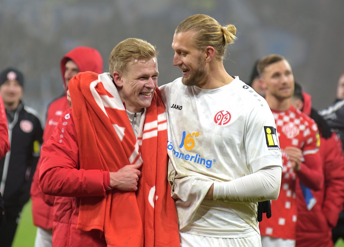 Robin Zentner schon vor dem Spiel mit der Bekanntgabe seiner Vertragsverlängerung und Jonathan Burkardt mit seinem Doppelpack lösten beim 2:0 gegen die TSG Hoffenheim große Begeisterung aus...