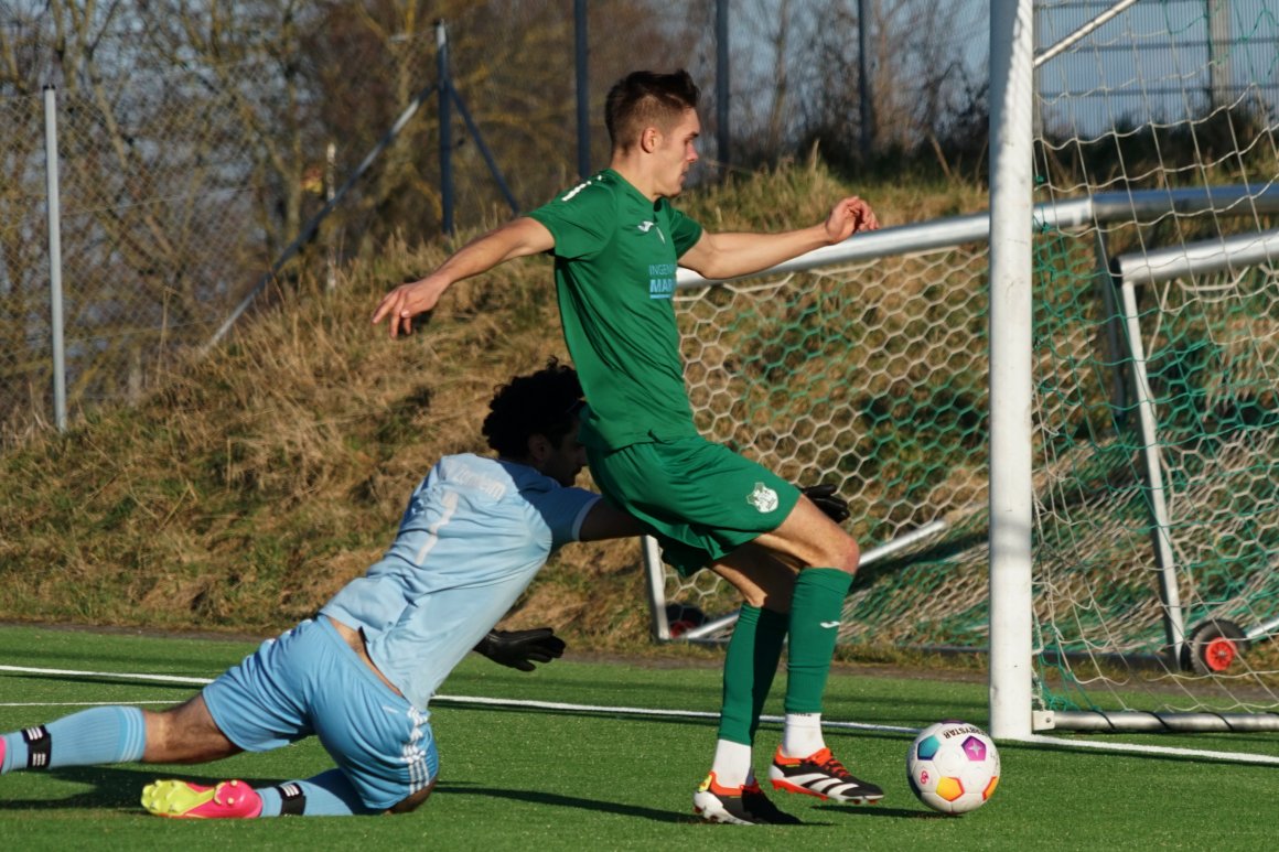 Gelungenes TuS- und Bezirksligadebüt: Alexander Markiefka, im Winter aus Ober-Olm nach Marienborn gewechselt, erzielte in Zornheim das 2:0.